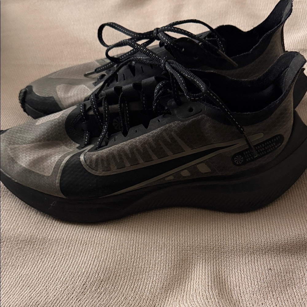 Nike Black and Gray Running Shoes